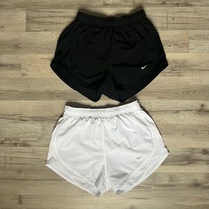 NIKE Tempo Women’s Running Shirts XS